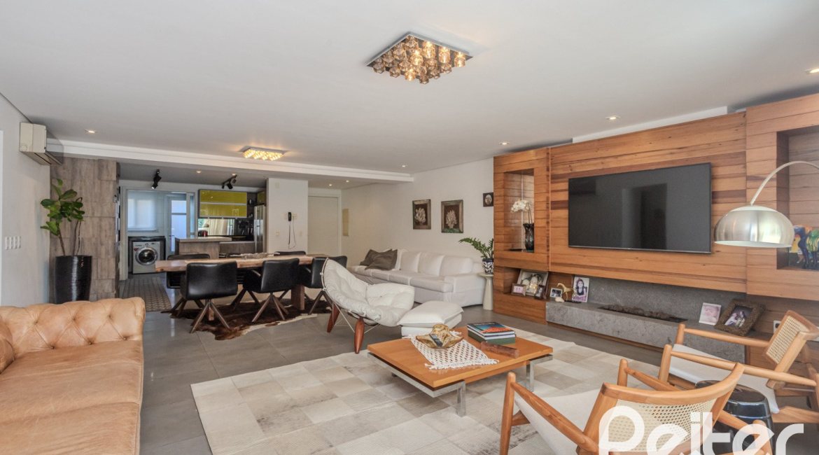Apartamento à venda com 274m², 3 dormitórios, 3 suítes, 3 vagas, no bairro Cristal em Porto Alegre