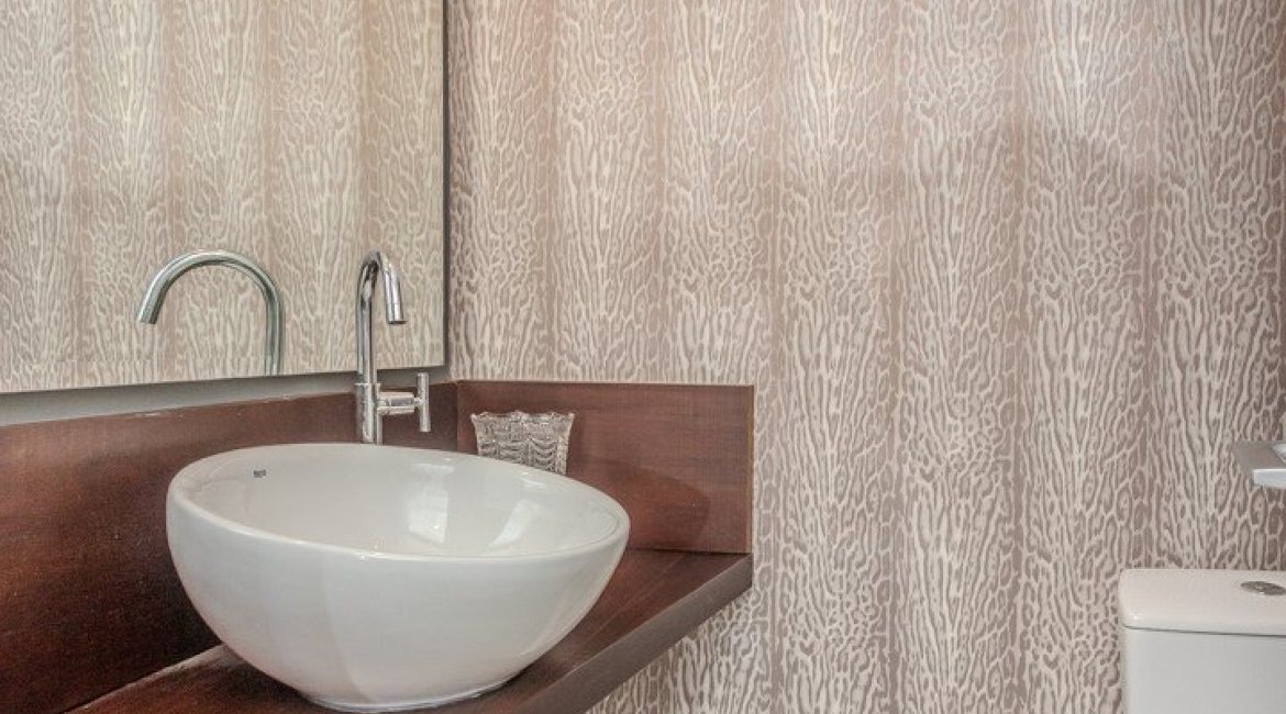 Apartamento à venda com 274m², 3 dormitórios, 3 suítes, 3 vagas, no bairro Cristal em Porto Alegre