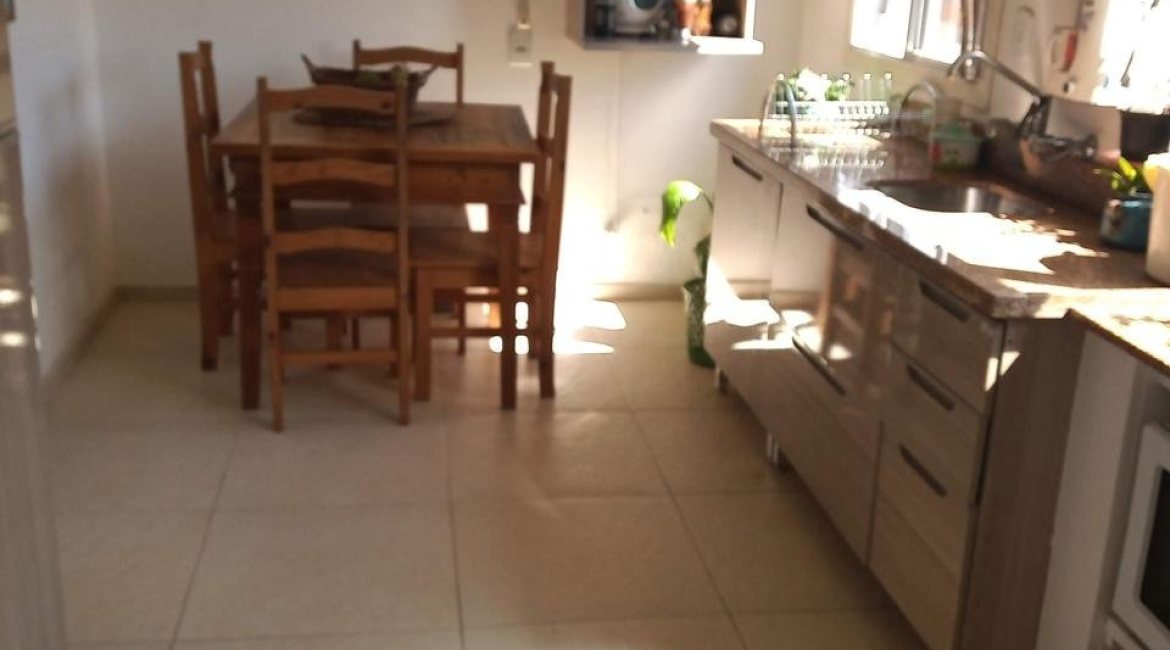 Apartamento à venda com 81m², 3 dormitórios, no bairro Cristal em Porto Alegre
