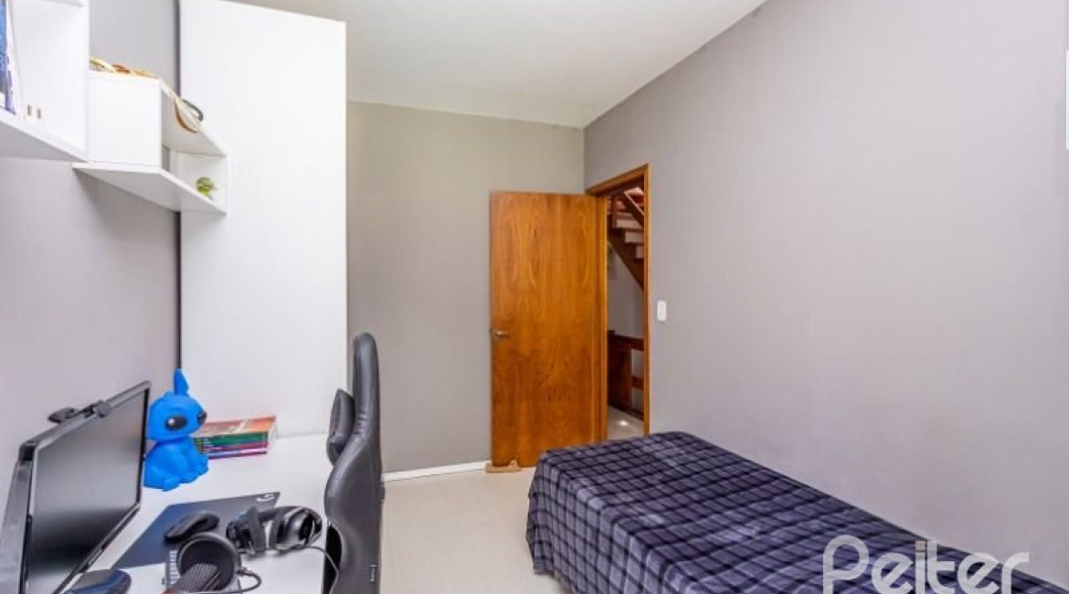  à venda, no bairro  em 