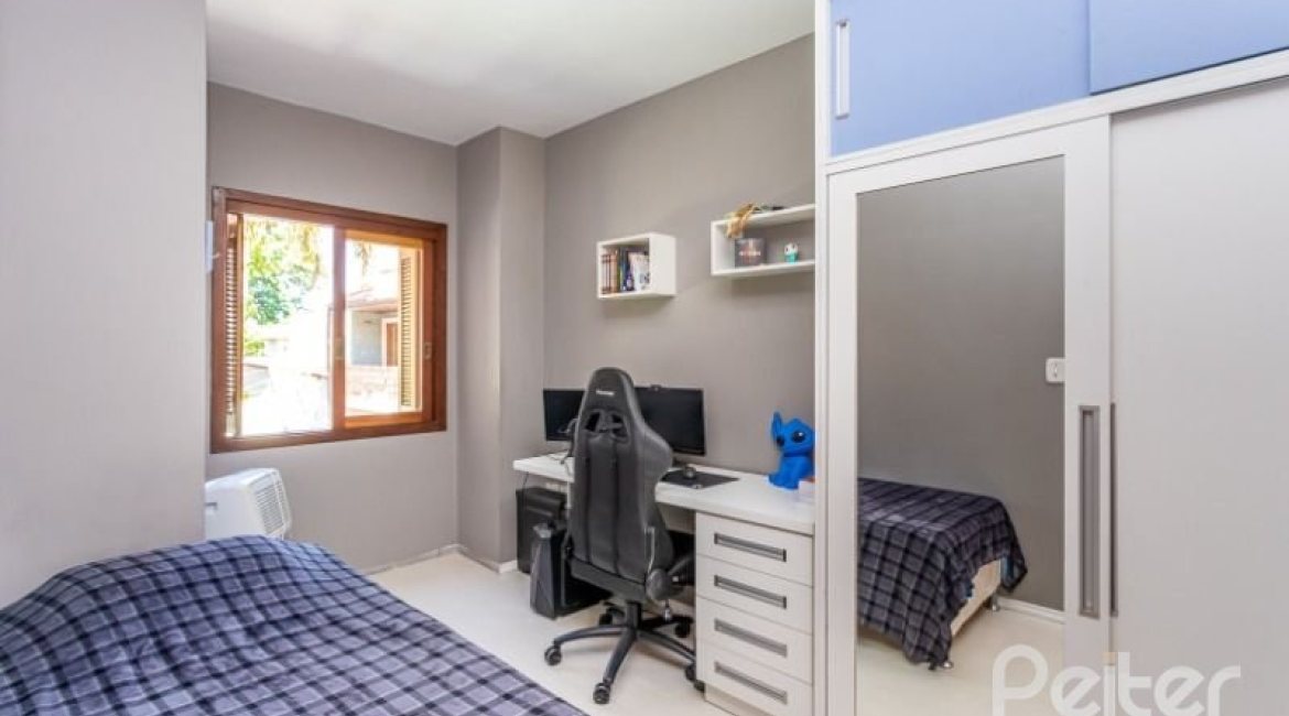  à venda, no bairro  em 