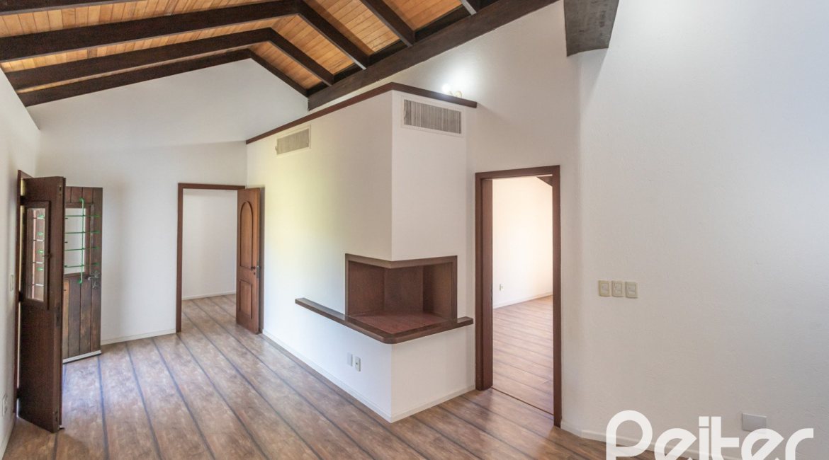 Casa em Condomínio à venda com 600m², 4 dormitórios, 4 suítes, 6 vagas, no bairro Cavalhada em PORTO ALEGRE