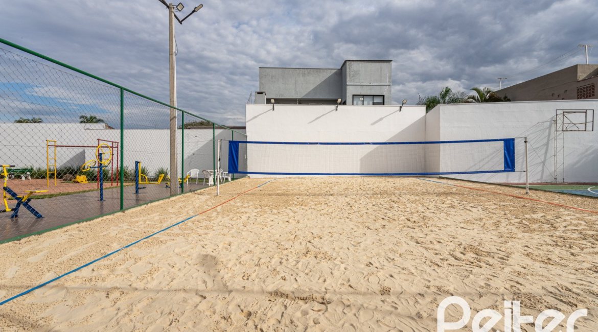 Casa em Condomínio à venda com 198m², 3 dormitórios, 1 suíte, 3 vagas, no bairro Ipanema em Porto Alegre