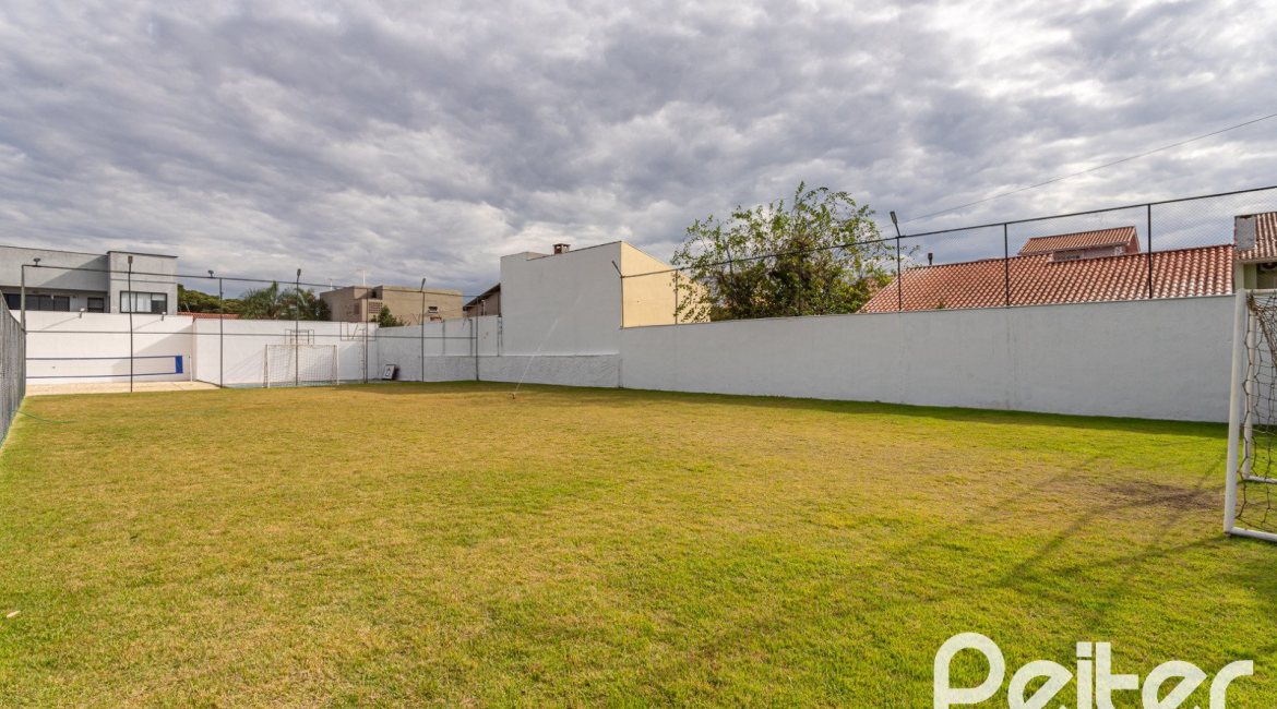 Casa em Condomínio à venda com 198m², 3 dormitórios, 1 suíte, 3 vagas, no bairro Ipanema em Porto Alegre