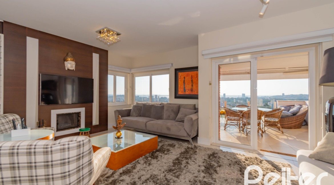 Casa em Condomínio à venda com 379m², 3 dormitórios, 1 suíte, 3 vagas, no bairro Nonoai em Porto Alegre