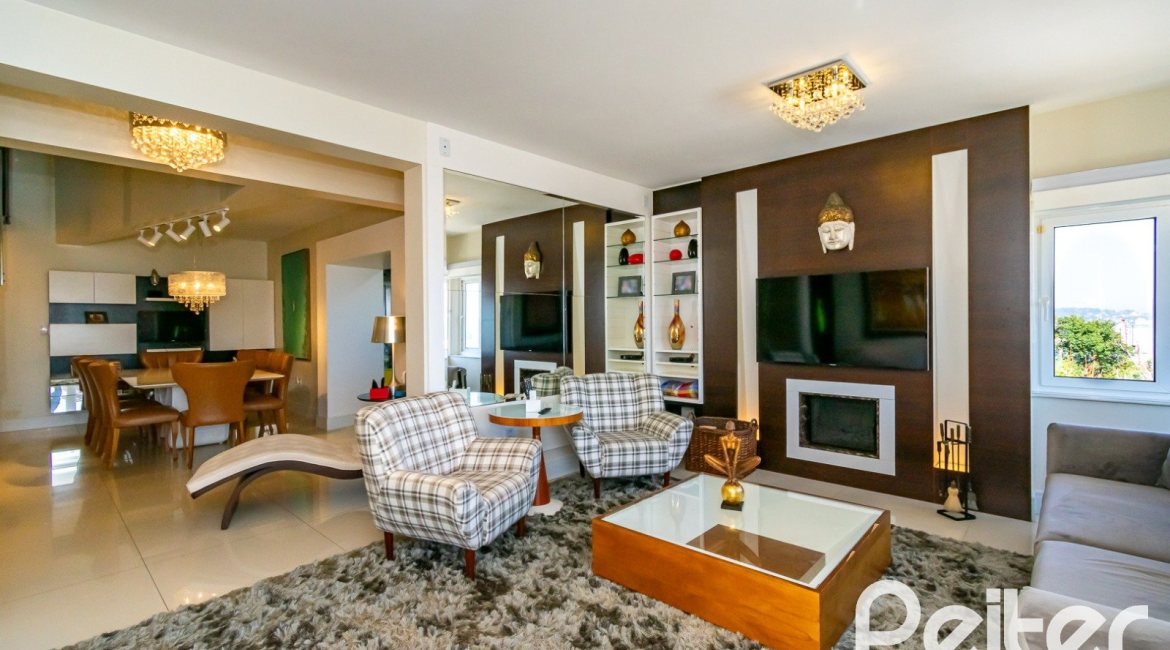 Casa em Condomínio à venda com 379m², 3 dormitórios, 1 suíte, 3 vagas, no bairro Nonoai em Porto Alegre