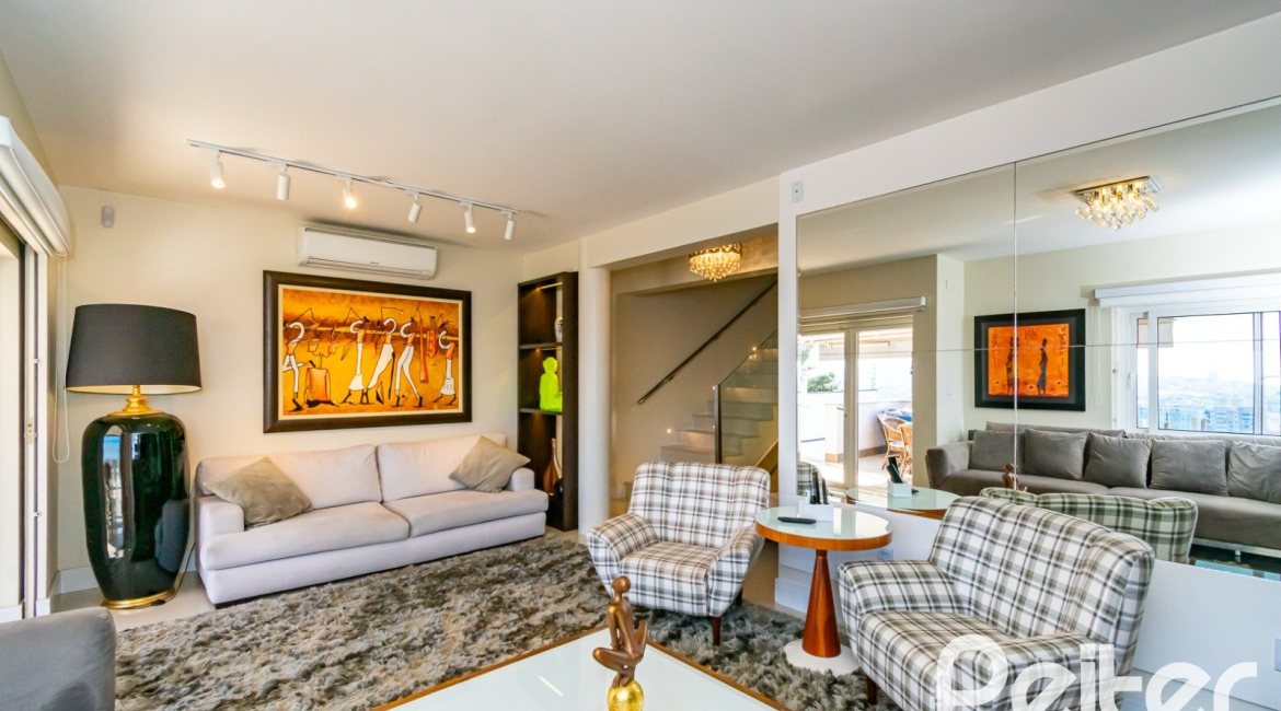 Casa em Condomínio à venda com 379m², 3 dormitórios, 1 suíte, 3 vagas, no bairro Nonoai em Porto Alegre