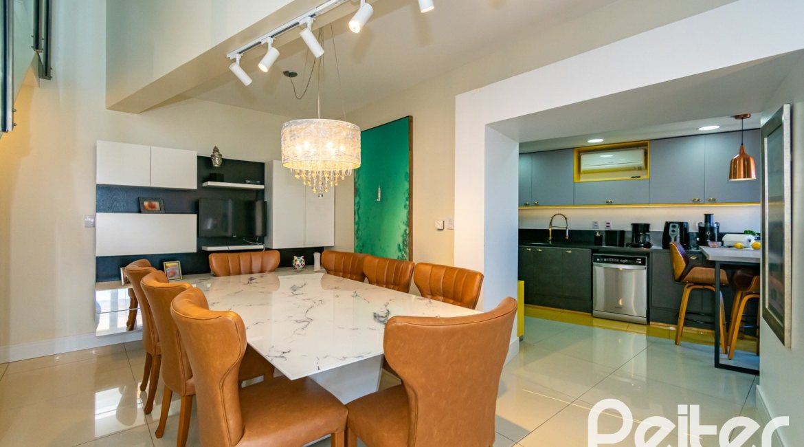 Casa em Condomínio à venda com 379m², 3 dormitórios, 1 suíte, 3 vagas, no bairro Nonoai em Porto Alegre