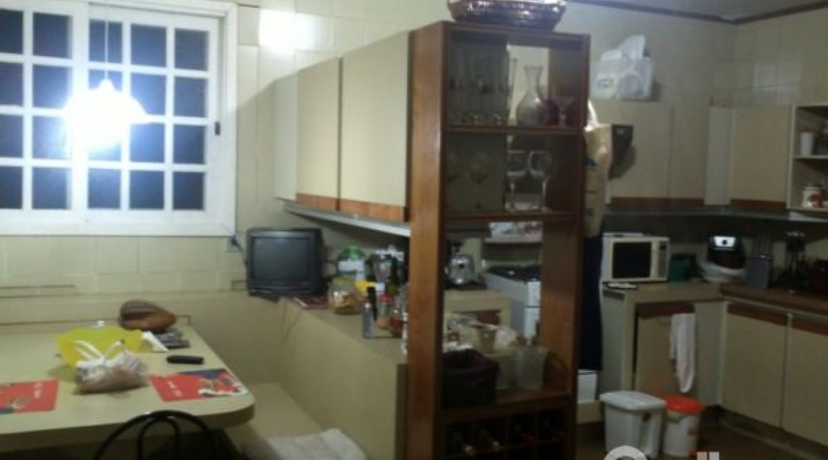 Terreno à venda com 280m², 3 vagas, no bairro Jardim Isabel em Porto Alegre