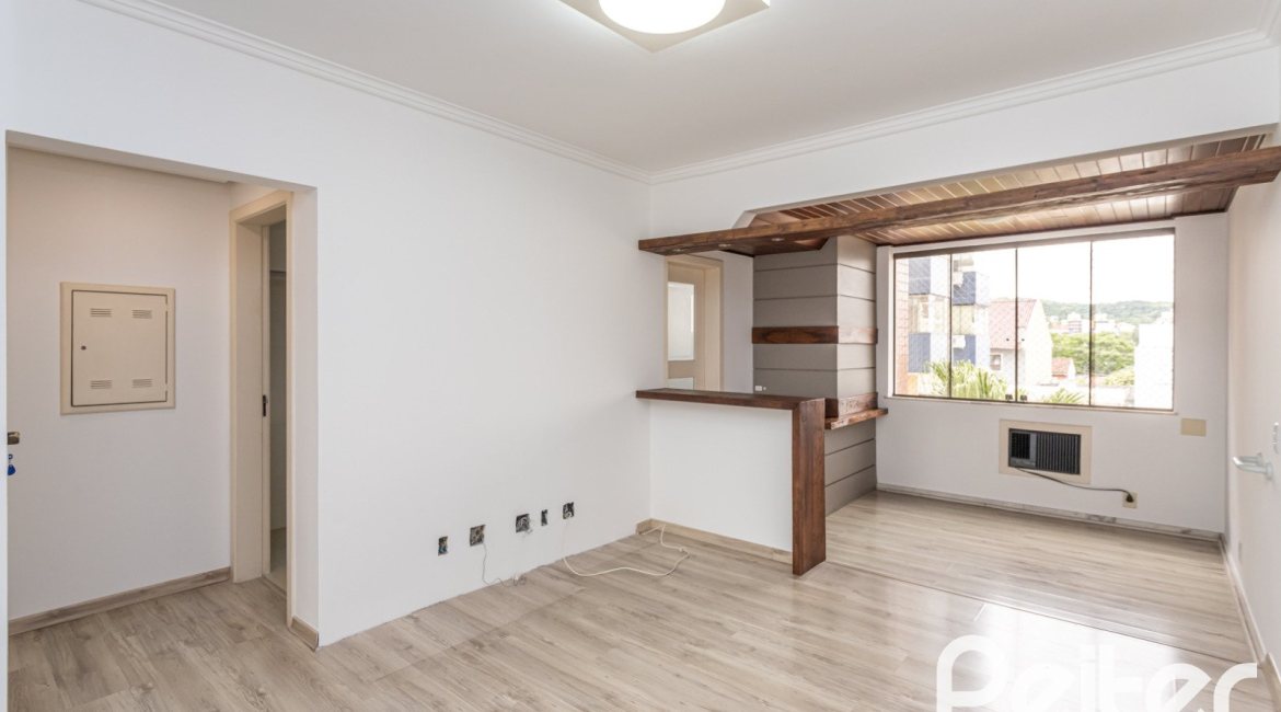 Apartamento à venda com 76m², 2 dormitórios, 1 suíte, 1 vaga, no bairro Tristeza em PORTO ALEGRE
