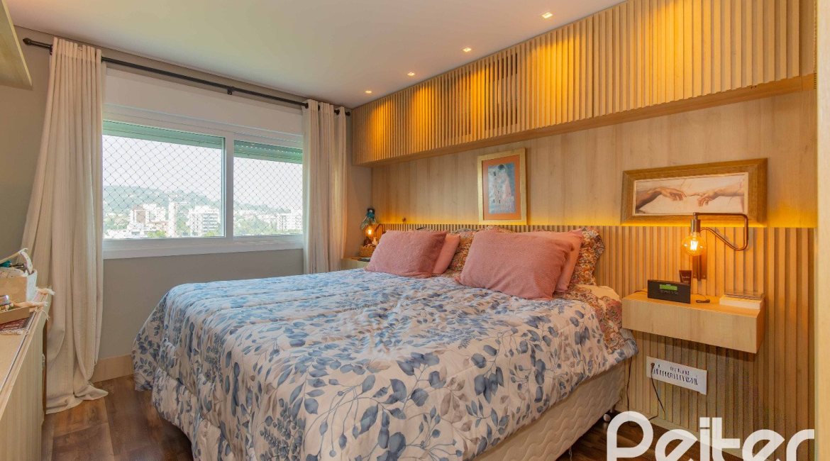Apartamento à venda com 123m², 3 dormitórios, 3 suítes, 2 vagas, no bairro Tristeza em Porto Alegre