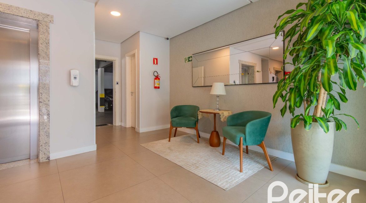 Apartamento à venda com 123m², 3 dormitórios, 3 suítes, 2 vagas, no bairro Tristeza em Porto Alegre