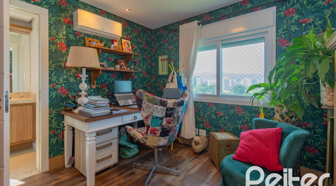 Apartamento à venda com 123m², 3 dormitórios, 3 suítes, 2 vagas, no bairro Tristeza em Porto Alegre