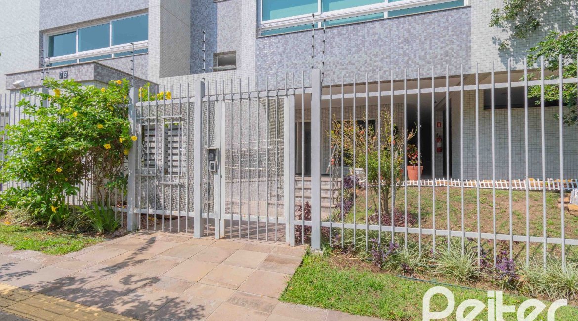 Apartamento à venda com 123m², 3 dormitórios, 3 suítes, 2 vagas, no bairro Tristeza em Porto Alegre