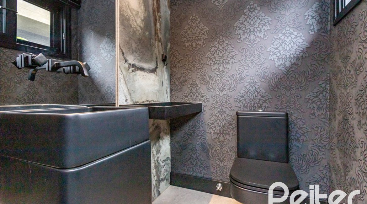 Casa em Condomínio à venda com 327m², 3 dormitórios, 3 suítes, 4 vagas, no bairro Terra Ville em PORTO ALEGRE