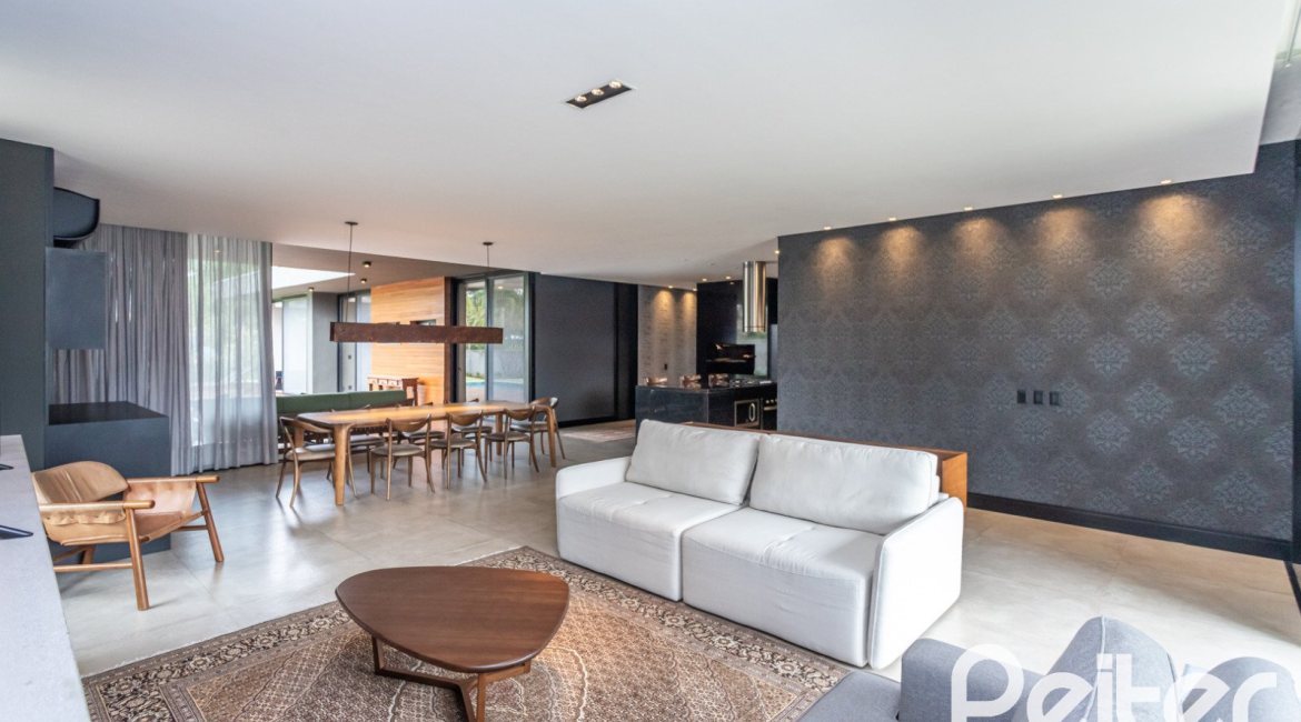 Casa em Condomínio à venda com 327m², 3 dormitórios, 3 suítes, 4 vagas, no bairro Terra Ville em PORTO ALEGRE
