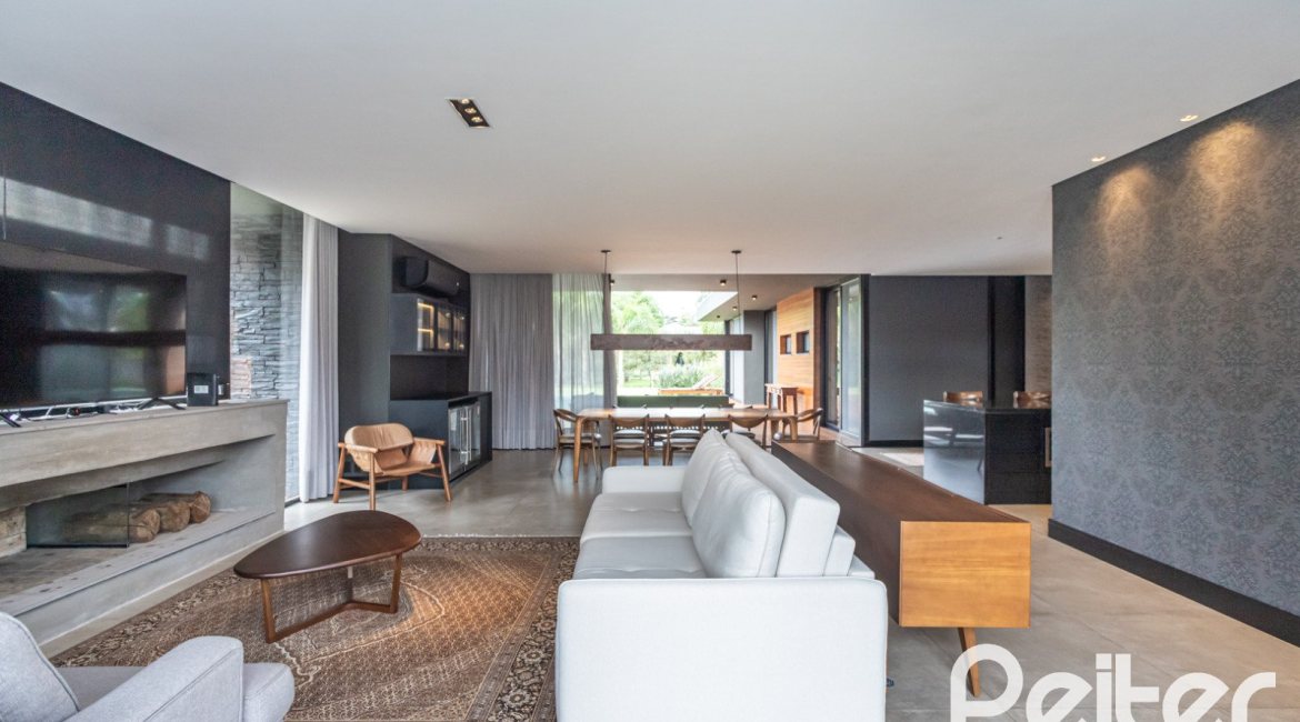 Casa em Condomínio à venda com 327m², 3 dormitórios, 3 suítes, 4 vagas, no bairro Terra Ville em PORTO ALEGRE