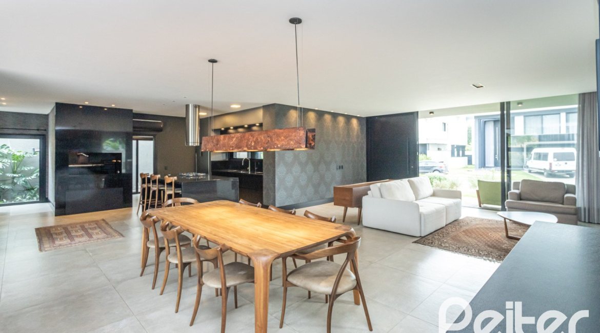 Casa em Condomínio à venda com 327m², 3 dormitórios, 3 suítes, 4 vagas, no bairro Terra Ville em PORTO ALEGRE