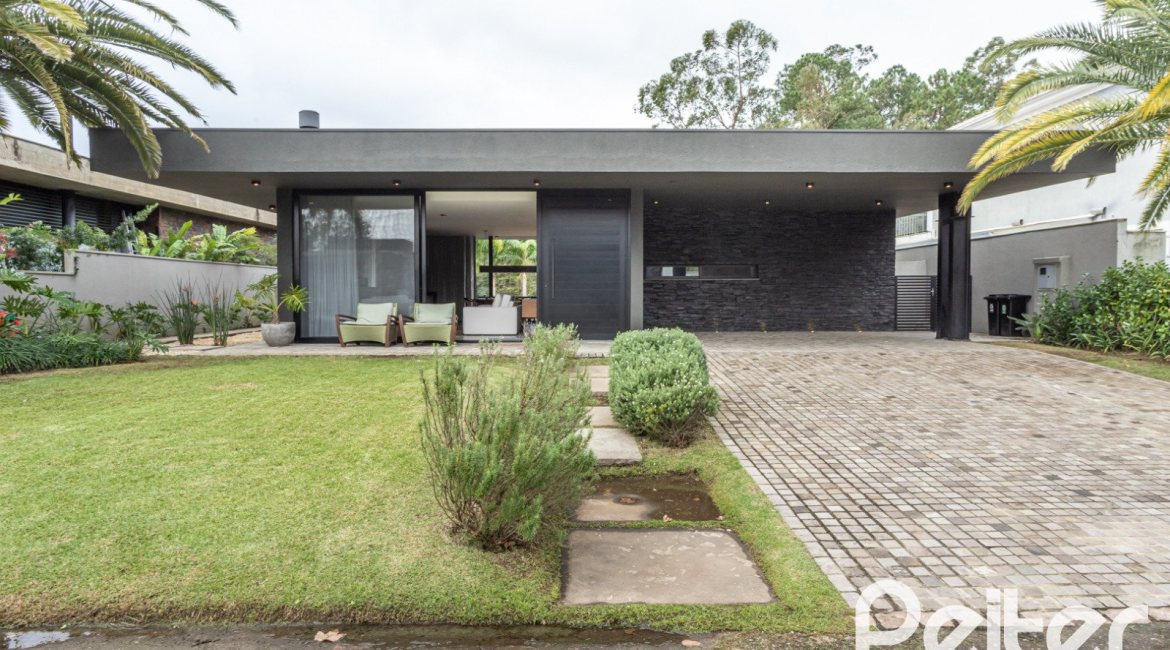 Casa em Condomínio à venda com 327m², 3 dormitórios, 3 suítes, 4 vagas, no bairro Terra Ville em PORTO ALEGRE