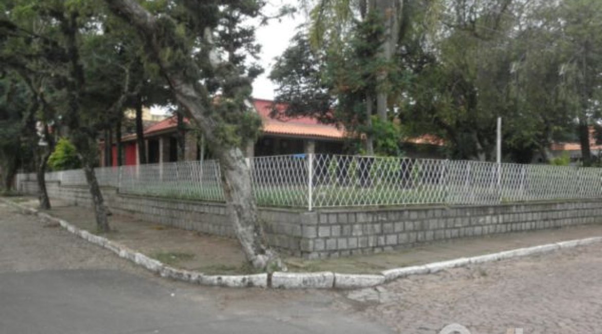 Terreno à venda, no bairro Ipanema em Porto Alegre