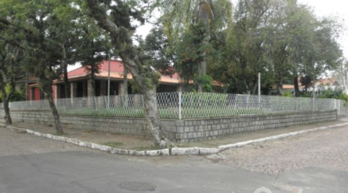 Terreno à venda, no bairro Ipanema em Porto Alegre