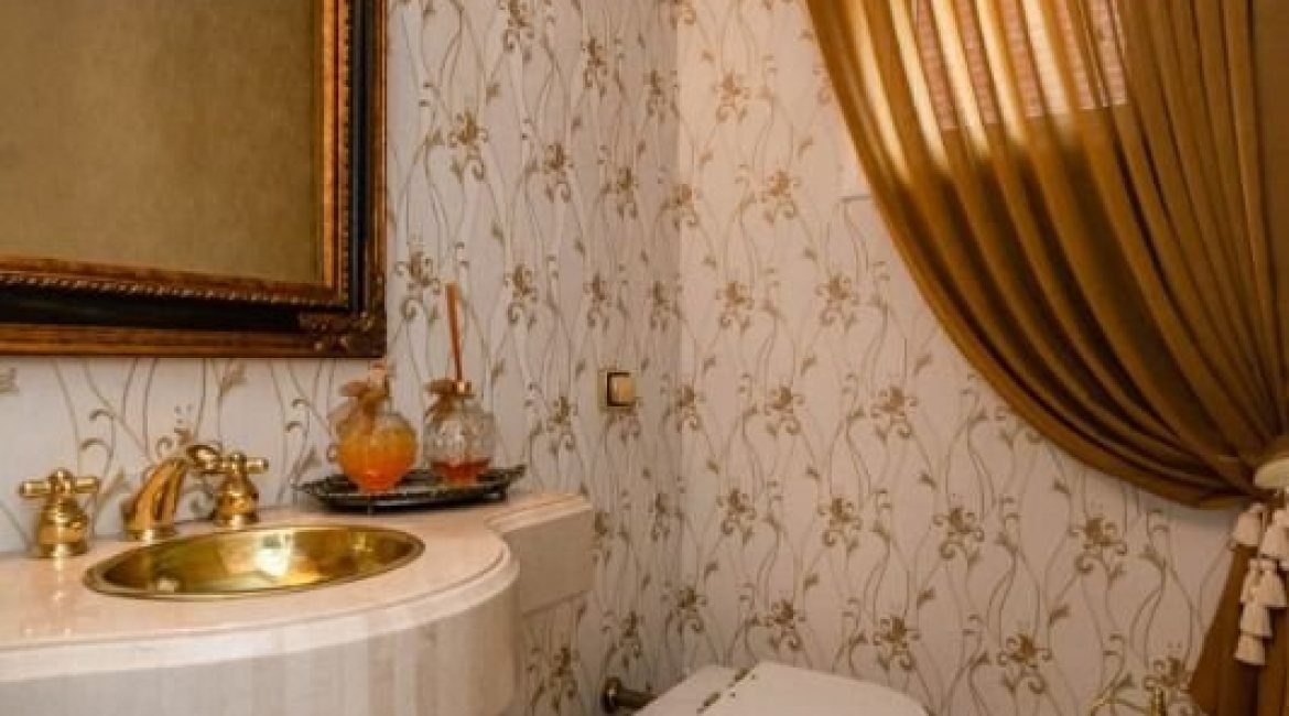 Casa em Condomínio à venda com 338m², 3 dormitórios, 3 suítes, 2 vagas, no bairro Terra Ville em PORTO ALEGRE