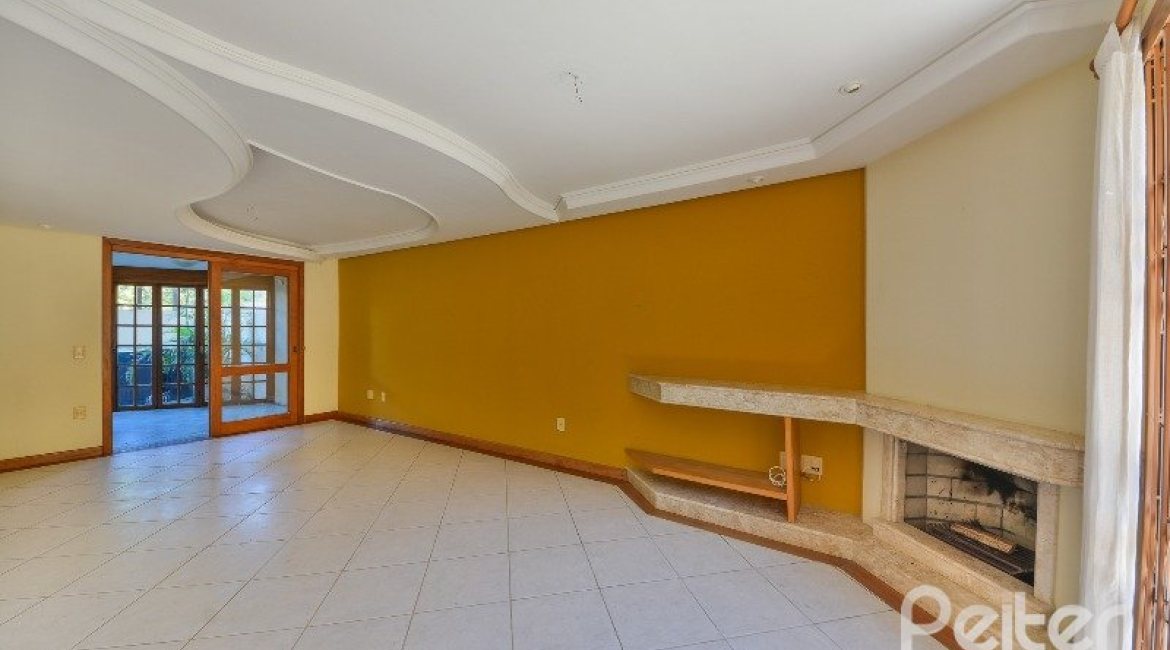 Casa em Condomínio à venda com 317m², 4 dormitórios, 4 suítes, 4 vagas, no bairro Tristeza em Porto Alegre