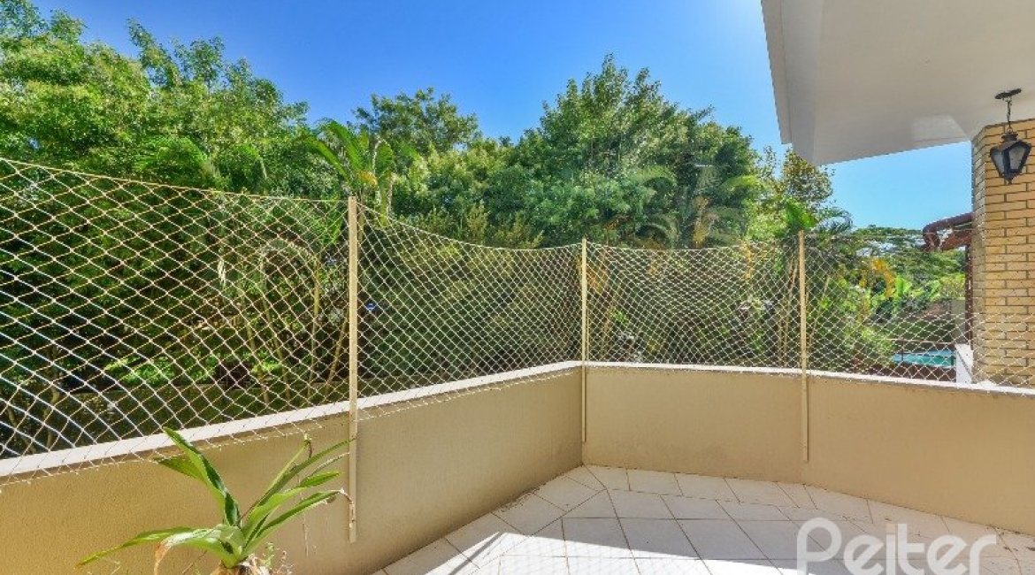 Casa em Condomínio à venda com 317m², 4 dormitórios, 4 suítes, 4 vagas, no bairro Tristeza em Porto Alegre