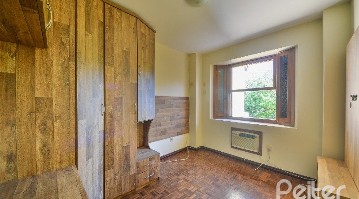 Casa em Condomínio à venda com 317m², 4 dormitórios, 4 suítes, 4 vagas, no bairro Tristeza em Porto Alegre