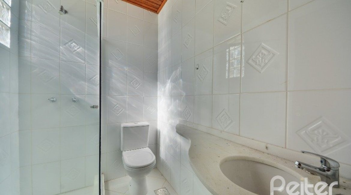 Casa em Condomínio à venda com 317m², 4 dormitórios, 4 suítes, 4 vagas, no bairro Tristeza em Porto Alegre