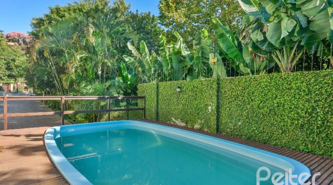 Casa em Condomínio à venda com 317m², 4 dormitórios, 4 suítes, 4 vagas, no bairro Tristeza em Porto Alegre