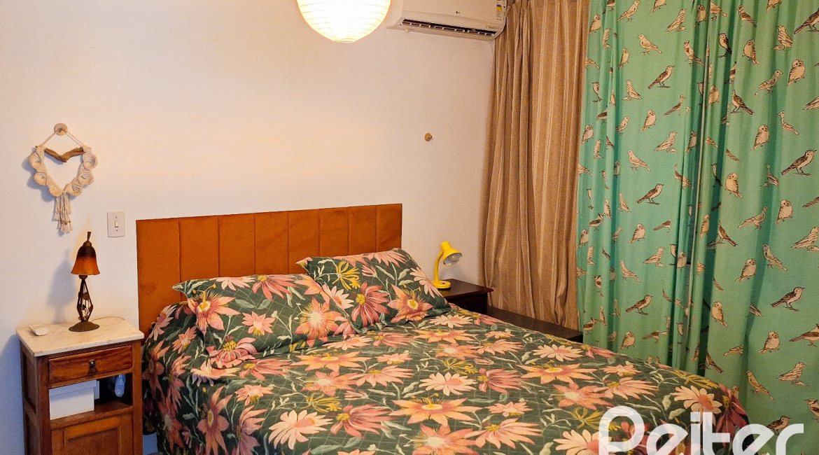 Apartamento à venda com 66m², 3 dormitórios, 1 vaga, no bairro Tristeza em Porto Alegre