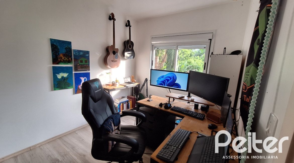 Apartamento à venda com 66m², 3 dormitórios, 1 vaga, no bairro Tristeza em Porto Alegre