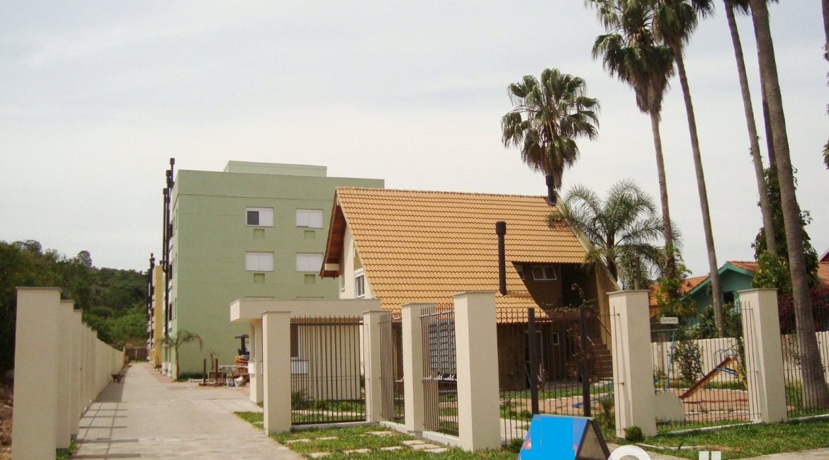 Apartamento à venda com 66m², 3 dormitórios, 1 vaga, no bairro Tristeza em Porto Alegre