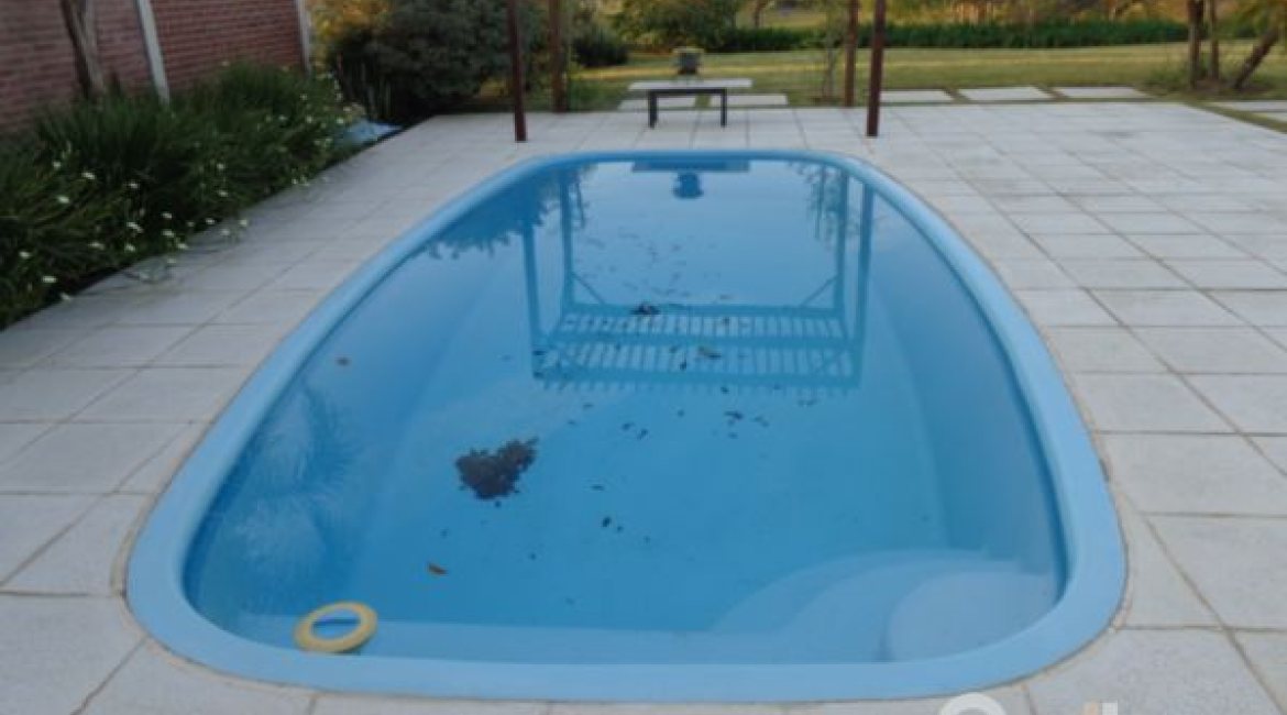 Casa em Condomínio à venda com 392m², 3 dormitórios, 1 suíte, 2 vagas, no bairro Terra Ville em Porto Alegre