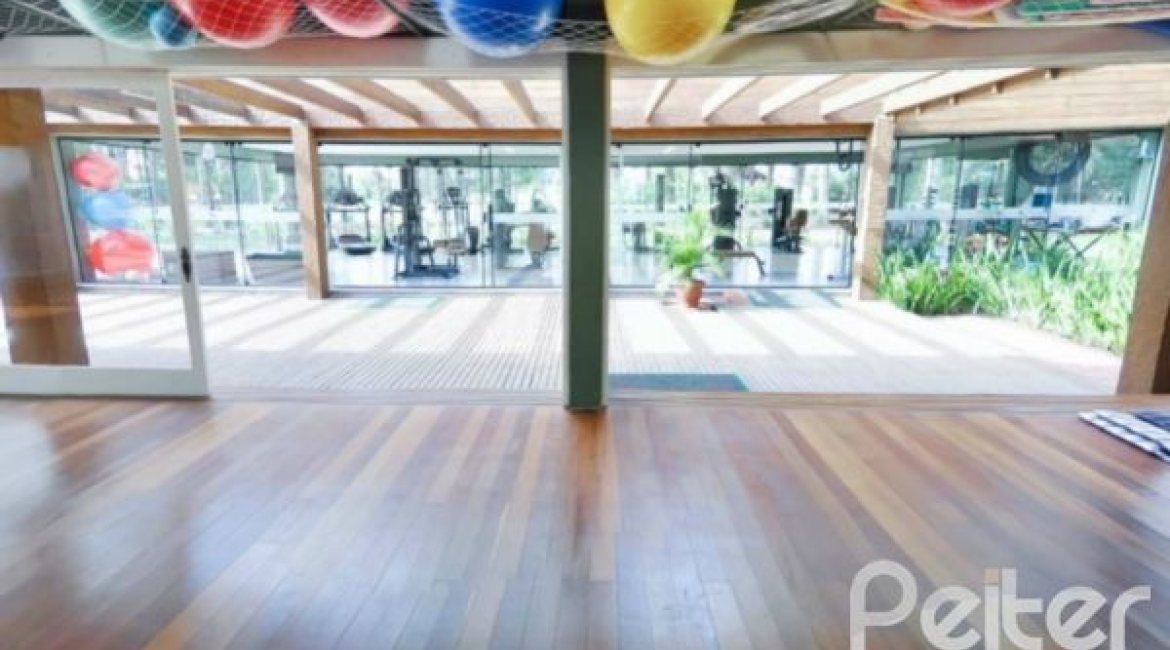 Casa em Condomínio à venda com 392m², 3 dormitórios, 1 suíte, 2 vagas, no bairro Terra Ville em Porto Alegre