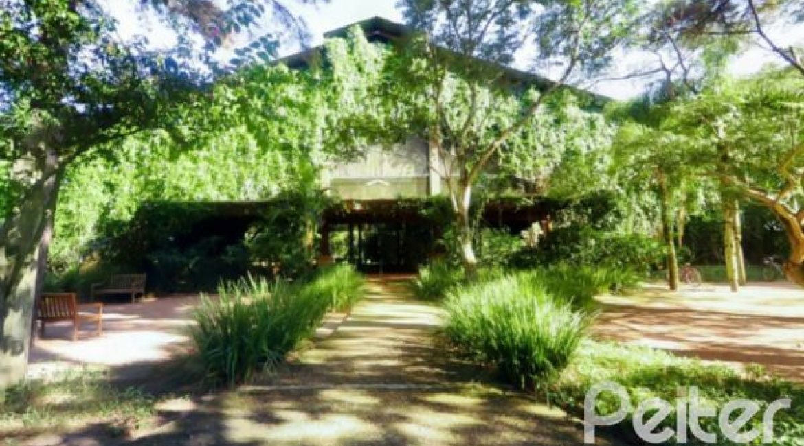 Casa em Condomínio à venda com 392m², 3 dormitórios, 1 suíte, 2 vagas, no bairro Terra Ville em Porto Alegre