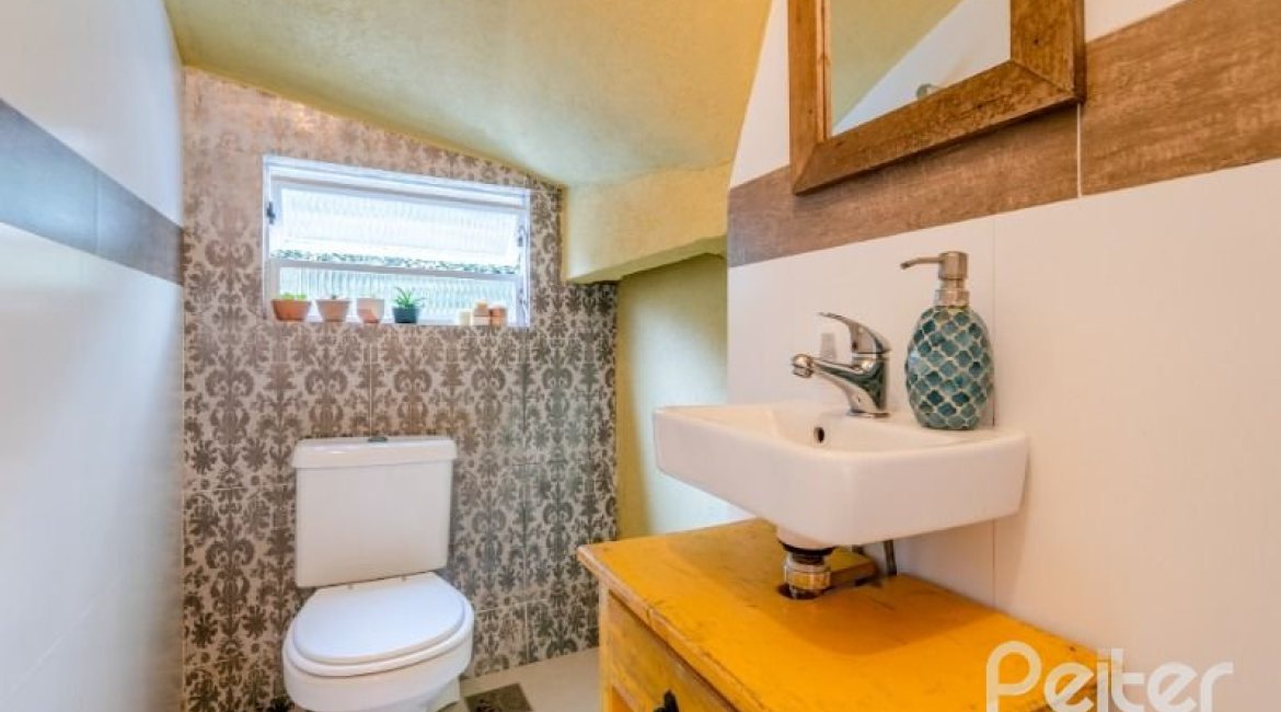  à venda, no bairro  em 