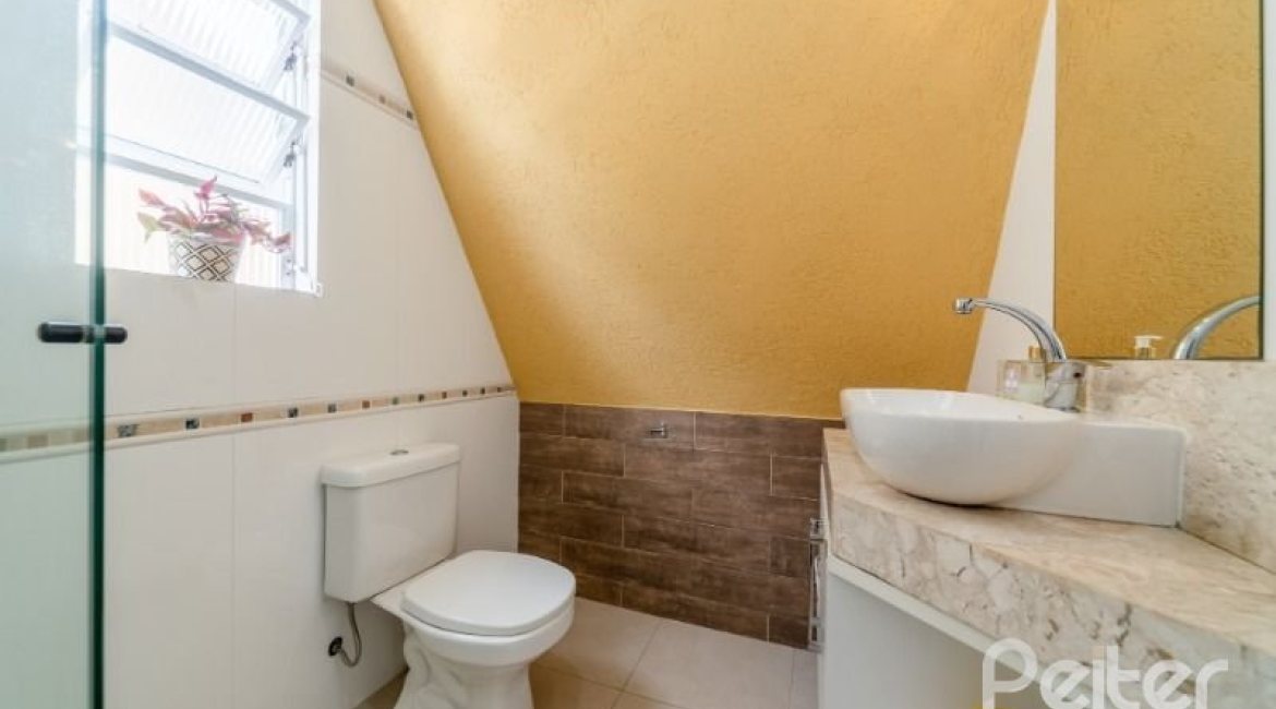  à venda, no bairro  em 