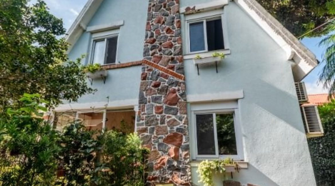  à venda, no bairro  em 