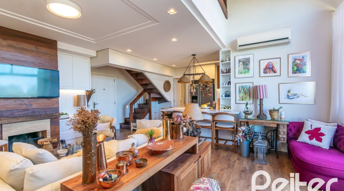 Cobertura à venda com 174m², 3 dormitórios, 1 suíte, 3 vagas, no bairro Tristeza em Porto Alegre