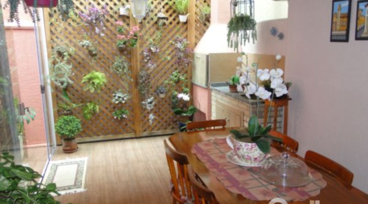 Casa em Condomínio à venda com 131m², 4 dormitórios, 2 suítes, 2 vagas, no bairro Tristeza em Porto Alegre