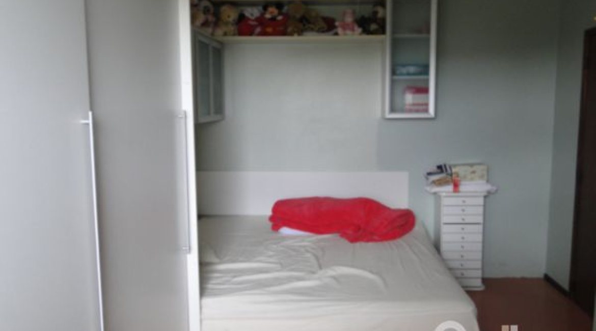 Casa em Condomínio à venda com 236m², 4 dormitórios, 1 suíte, 3 vagas, no bairro Espírito Santo em Porto Alegre