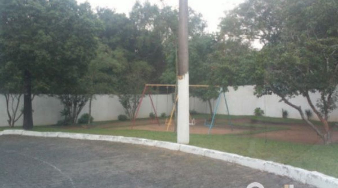Casa em Condomínio à venda com 236m², 4 dormitórios, 1 suíte, 3 vagas, no bairro Espírito Santo em Porto Alegre