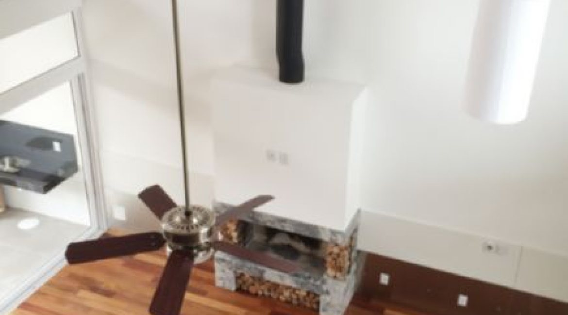 Casa em Condomínio à venda com 258m², 2 dormitórios, 2 suítes, 3 vagas, no bairro Hípica em Porto Alegre