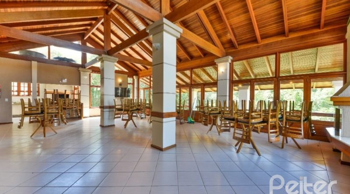 Casa em Condomínio à venda com 234m², 3 dormitórios, 3 suítes, 3 vagas, no bairro Hípica em Porto Alegre