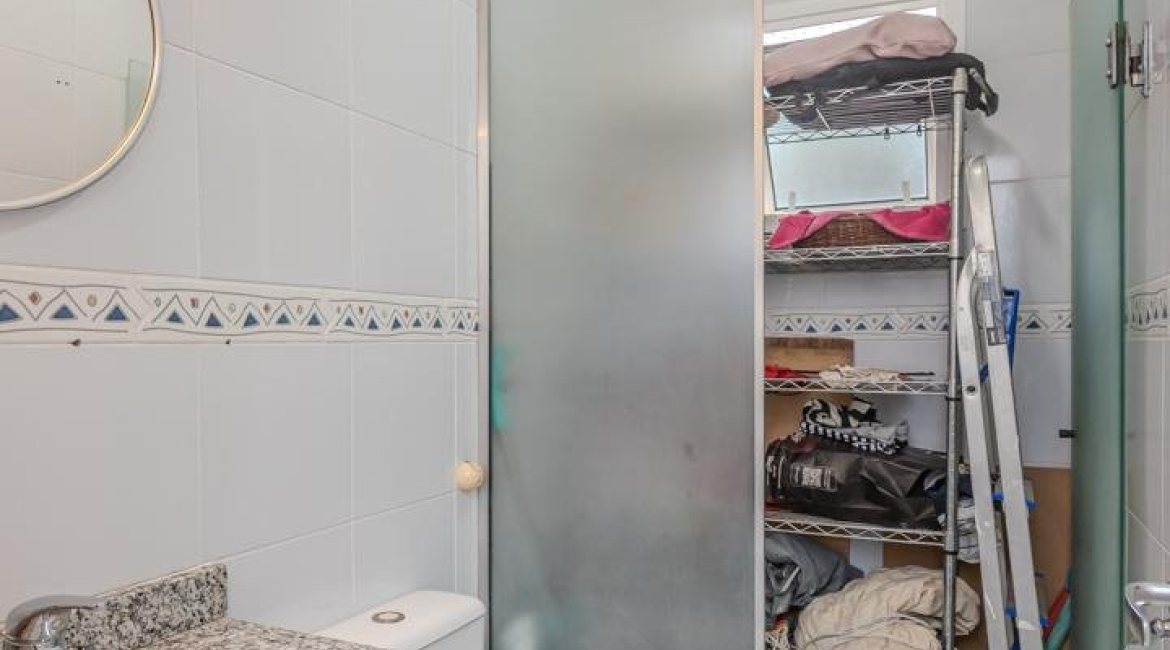 Casa em Condomínio à venda com 131m², 3 dormitórios, 2 suítes, 2 vagas, no bairro Tristeza em Porto Alegre