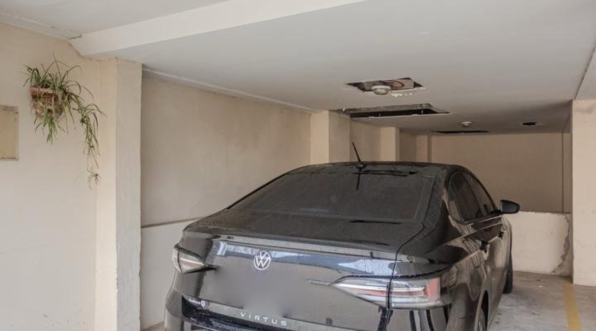 Casa em Condomínio à venda com 131m², 3 dormitórios, 2 suítes, 2 vagas, no bairro Tristeza em Porto Alegre