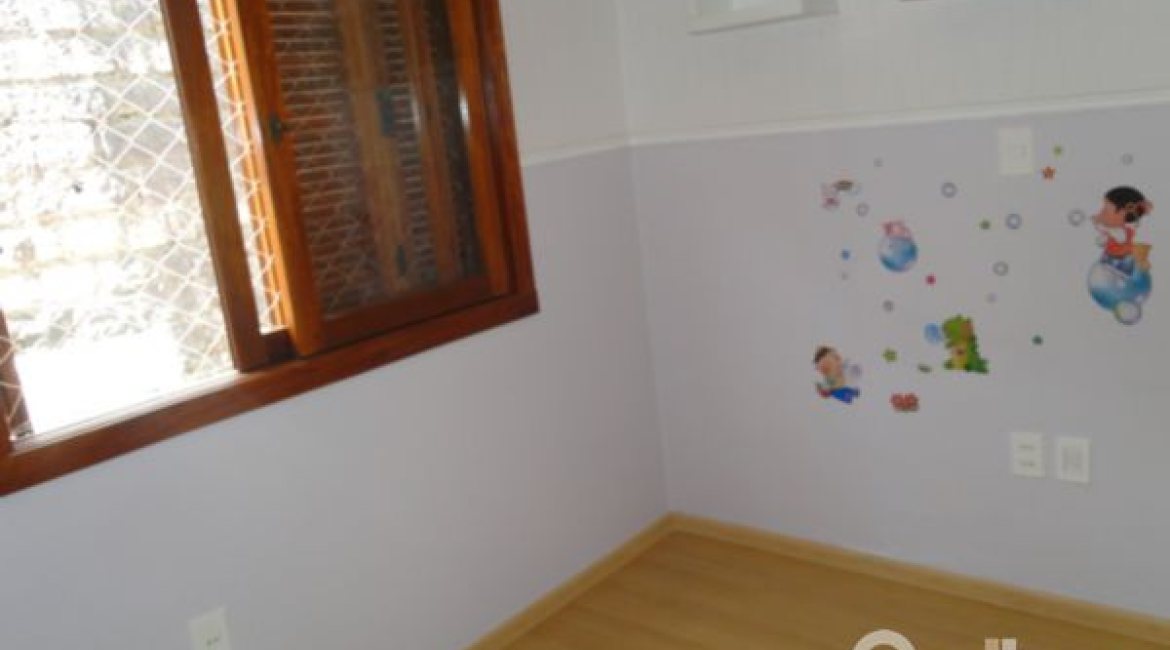 Casa em Condomínio à venda com 139m², 3 dormitórios, 1 suíte, 3 vagas, no bairro Tristeza em PORTO ALEGRE