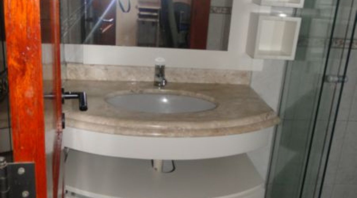 Casa em Condomínio à venda com 139m², 3 dormitórios, 1 suíte, 3 vagas, no bairro Tristeza em PORTO ALEGRE